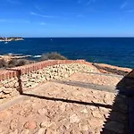 Punta Prima - Charming Spanish With South-facing Terrace By The Sea