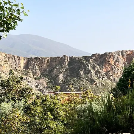 Punta Prima - Charming Spanish With South-facing Terrace By The Sea Appartamento