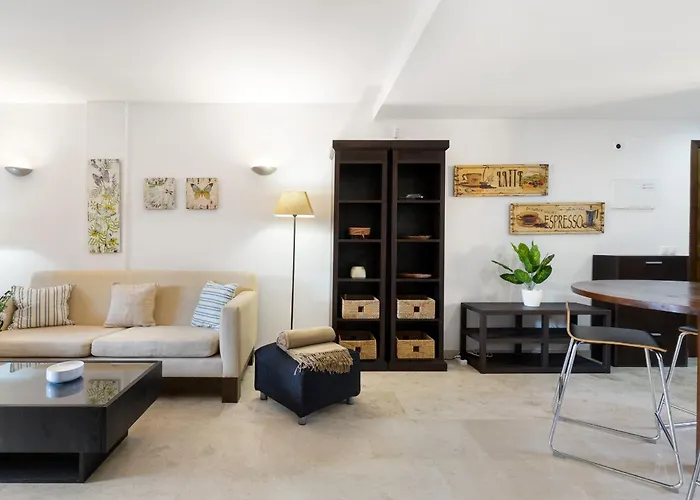 Punta Prima - Charming Spanish With South-facing Terrace By The Sea Apartment *