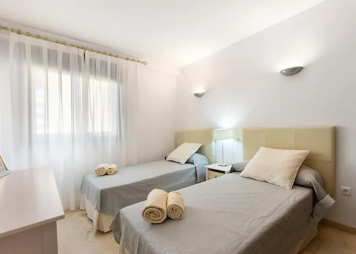 Punta Prima - Charming Spanish With South-facing Terrace By The Sea *