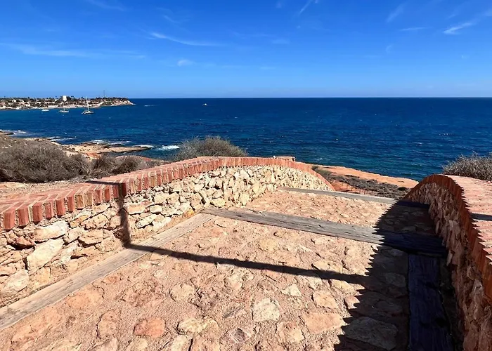 Punta Prima - Charming Spanish With South-facing Terrace By The Sea